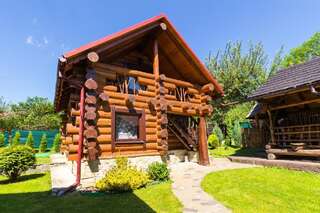 Комплексы для отдыха с коттеджами/бунгало Adelis Яремче Двухместный номер Делюкс с 1 кроватью и балконом-1