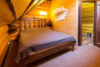 Комплексы для отдыха с коттеджами/бунгало Adelis Яремче Двухместный номер Делюкс с 1 кроватью и балконом-4